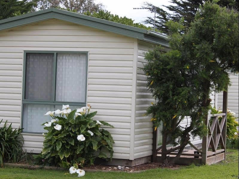 Abel Tasman Cabins Devonport Exterior photo